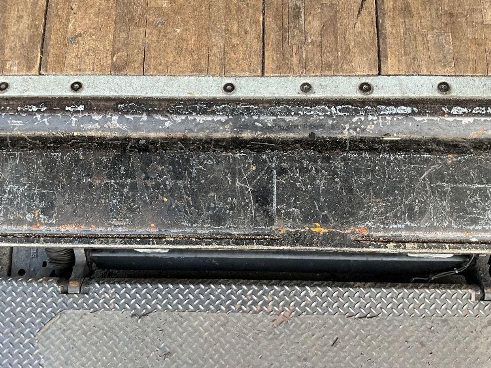 Medium Duty Box Truck-Light and Medium Duty Trucks-Isuzu-2020-NRR-Portland-OR-239,414\n\t\tmiles-$ 21,750 - Image 10