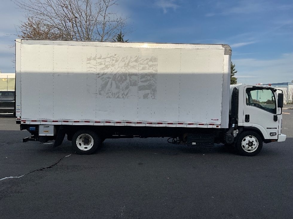 Medium Duty Box Truck-Light and Medium Duty Trucks-Isuzu-2020-NRR-Portland-OR-239,414\n\t\tmiles-$ 21,750 - Image 15