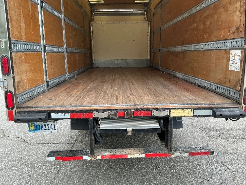 Medium Duty Box Truck-Light and Medium Duty Trucks-Isuzu-2020-NRR-Prince George-VA-135,725\n\t\tmiles-$ 42,250 - Image 10