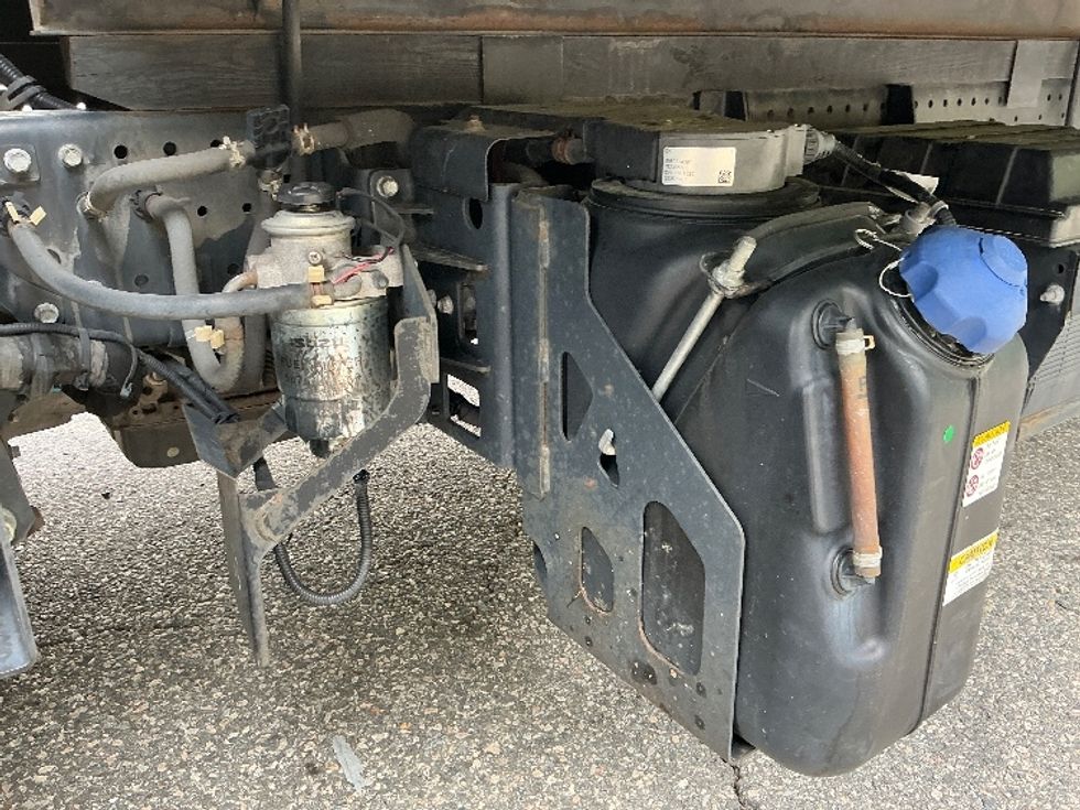 Medium Duty Box Truck-Light and Medium Duty Trucks-Isuzu-2020-NRR-Prince George-VA-135,725\n\t\tmiles-$ 42,250 - Image 25