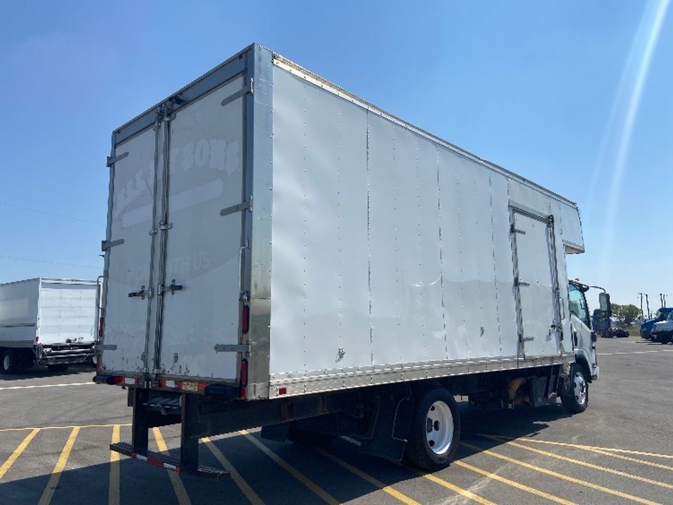 Medium Duty Box Truck-Light and Medium Duty Trucks-Isuzu-2020-NRR-San Antonio-TX-100,232\n\t\tmiles-$ 46,000 - Image 12