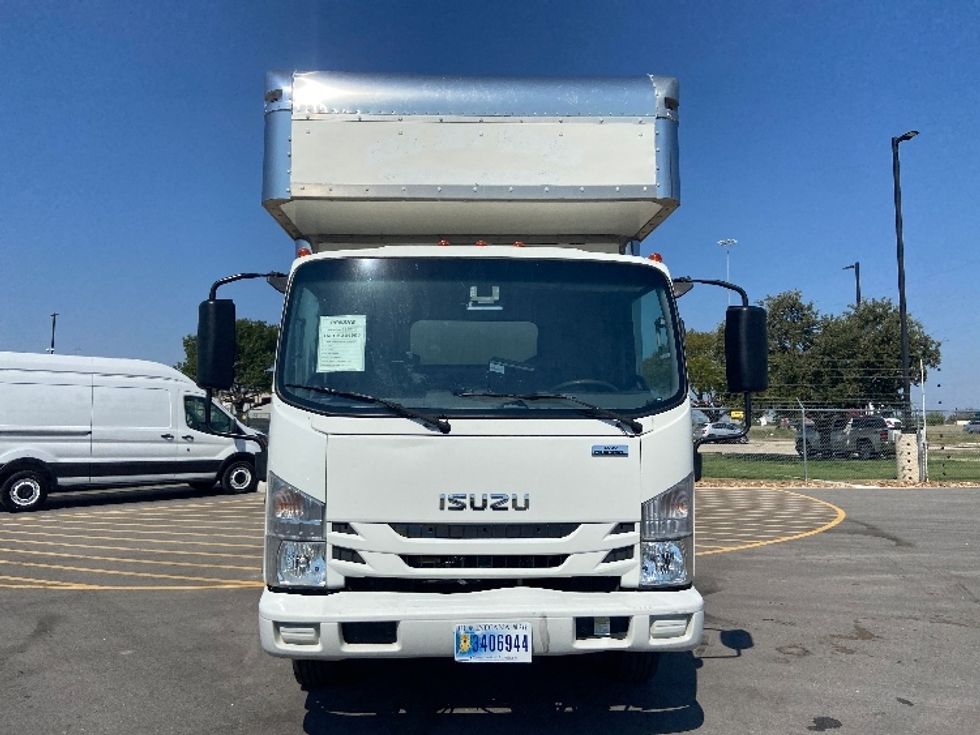 Medium Duty Box Truck-Light and Medium Duty Trucks-Isuzu-2020-NRR-San Antonio-TX-100,232\n\t\tmiles-$ 46,000 - Image 2