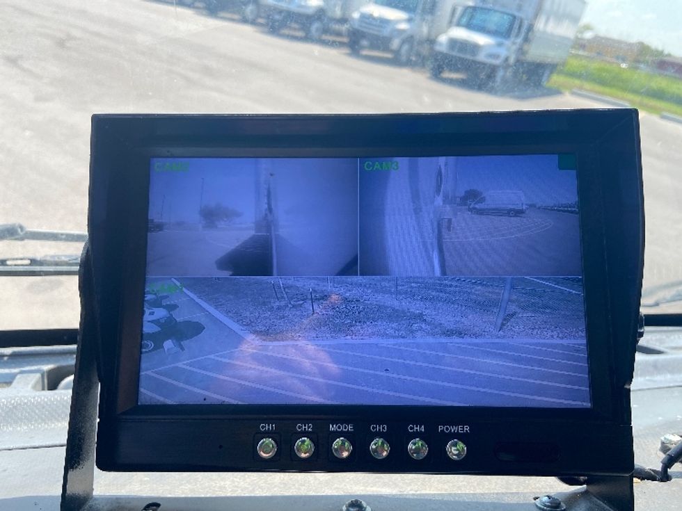 Medium Duty Box Truck-Light and Medium Duty Trucks-Isuzu-2020-NRR-San Antonio-TX-100,232\n\t\tmiles-$ 46,000 - Image 28