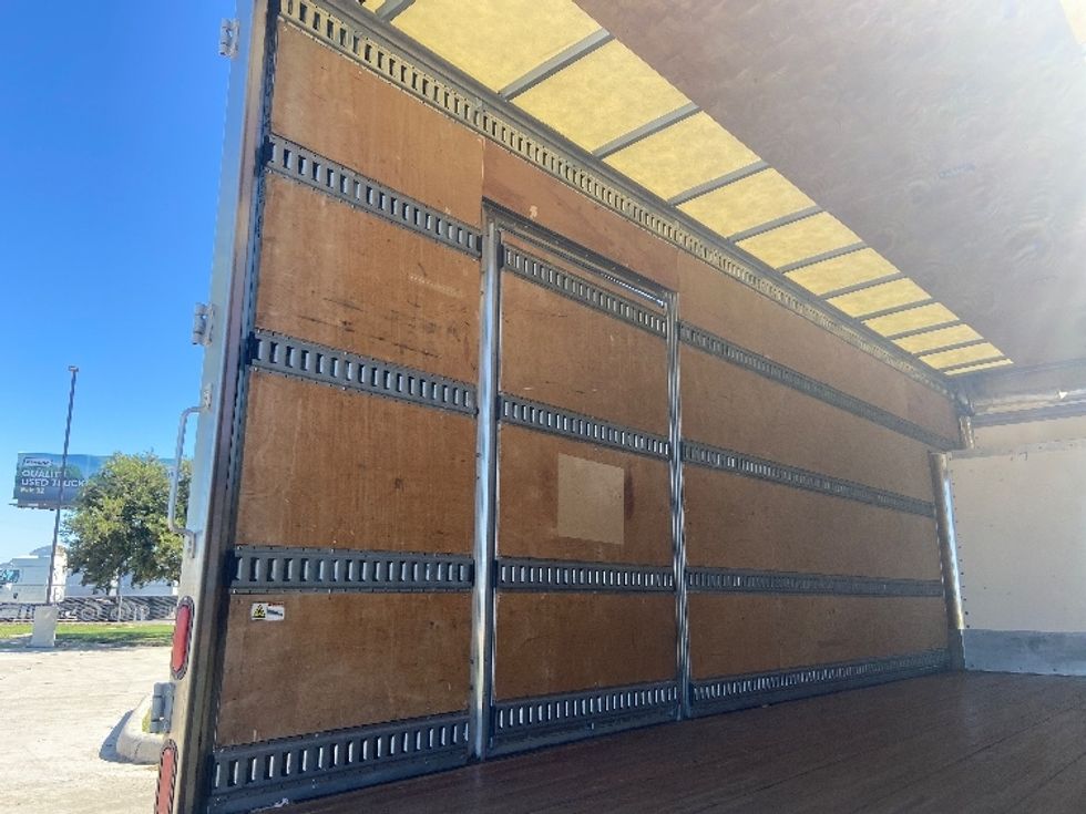 Medium Duty Box Truck-Light and Medium Duty Trucks-Isuzu-2020-NRR-San Antonio-TX-86,450\n\t\tmiles-$ 47,500 - Image 10