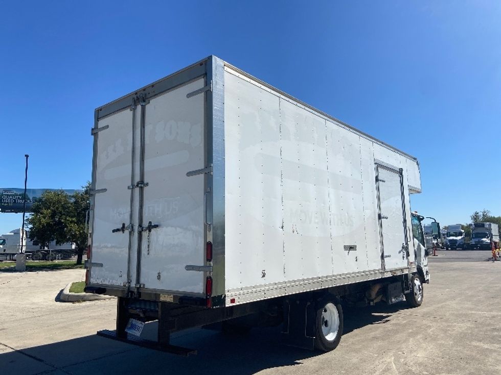 Medium Duty Box Truck-Light and Medium Duty Trucks-Isuzu-2020-NRR-San Antonio-TX-86,450\n\t\tmiles-$ 47,500 - Image 12