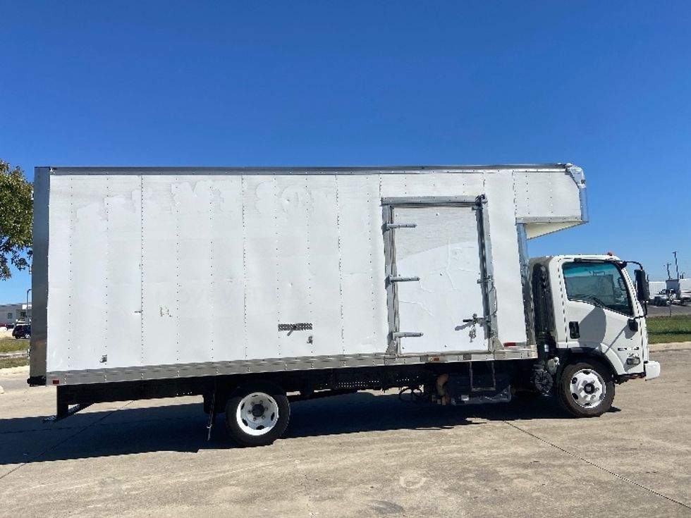 Medium Duty Box Truck-Light and Medium Duty Trucks-Isuzu-2020-NRR-San Antonio-TX-86,450\n\t\tmiles-$ 47,500 - Image 13