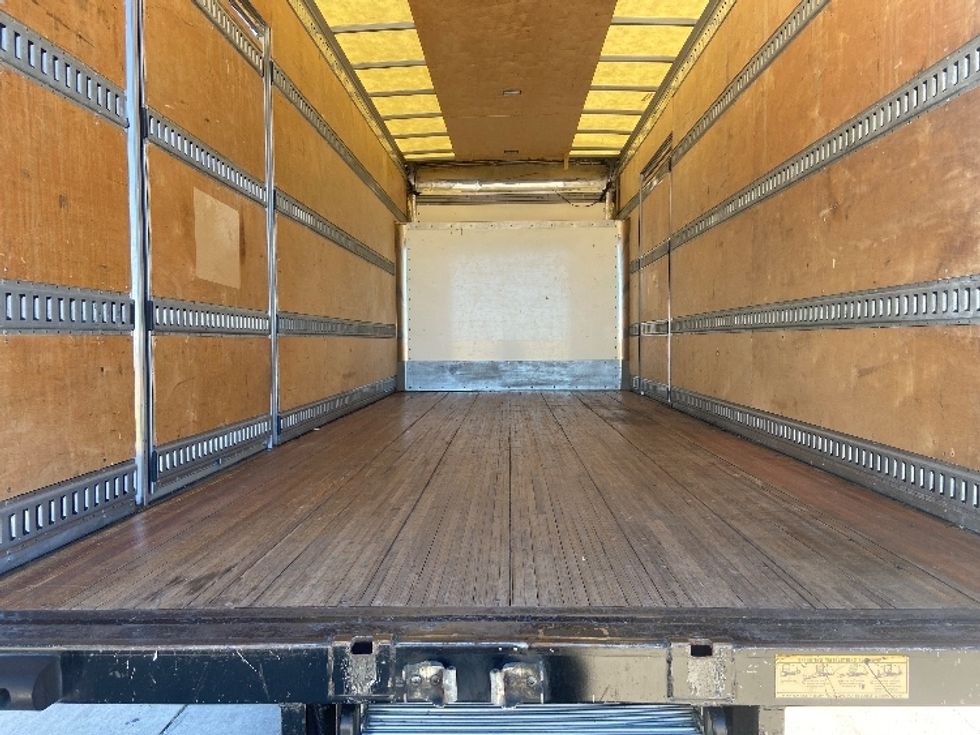 Medium Duty Box Truck-Light and Medium Duty Trucks-Isuzu-2020-NRR-San Antonio-TX-86,450\n\t\tmiles-$ 47,500 - Image 9