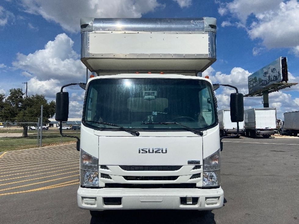 Medium Duty Box Truck-Light and Medium Duty Trucks-Isuzu-2020-NRR-San Antonio-TX-98,100\n\t\tmiles-$ 46,250 - Image 2