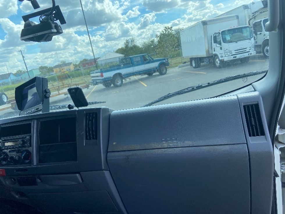 Medium Duty Box Truck-Light and Medium Duty Trucks-Isuzu-2020-NRR-San Antonio-TX-98,100\n\t\tmiles-$ 46,250 - Image 20