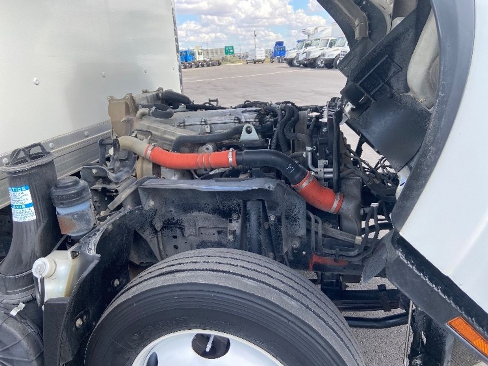 Medium Duty Box Truck-Light and Medium Duty Trucks-Isuzu-2020-NRR-San Antonio-TX-98,100\n\t\tmiles-$ 46,250 - Image 22