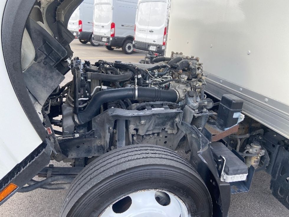 Medium Duty Box Truck-Light and Medium Duty Trucks-Isuzu-2020-NRR-San Antonio-TX-98,100\n\t\tmiles-$ 46,250 - Image 23