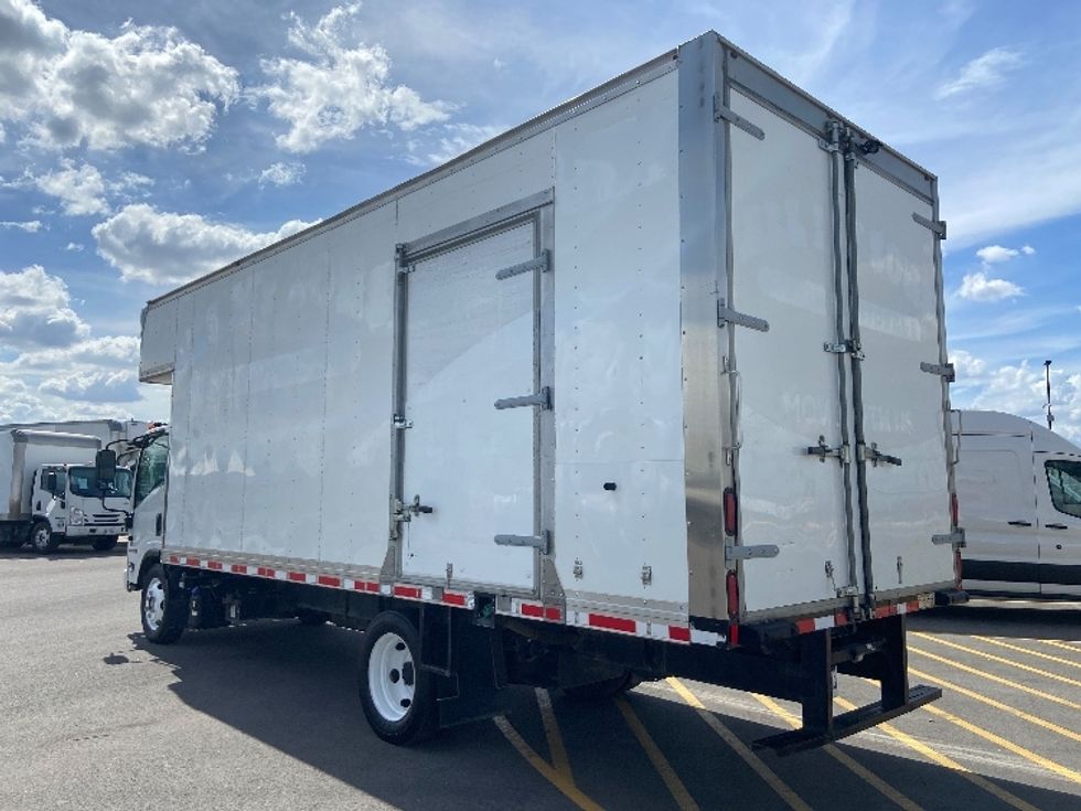 Medium Duty Box Truck-Light and Medium Duty Trucks-Isuzu-2020-NRR-San Antonio-TX-98,100\n\t\tmiles-$ 46,250 - Image 6
