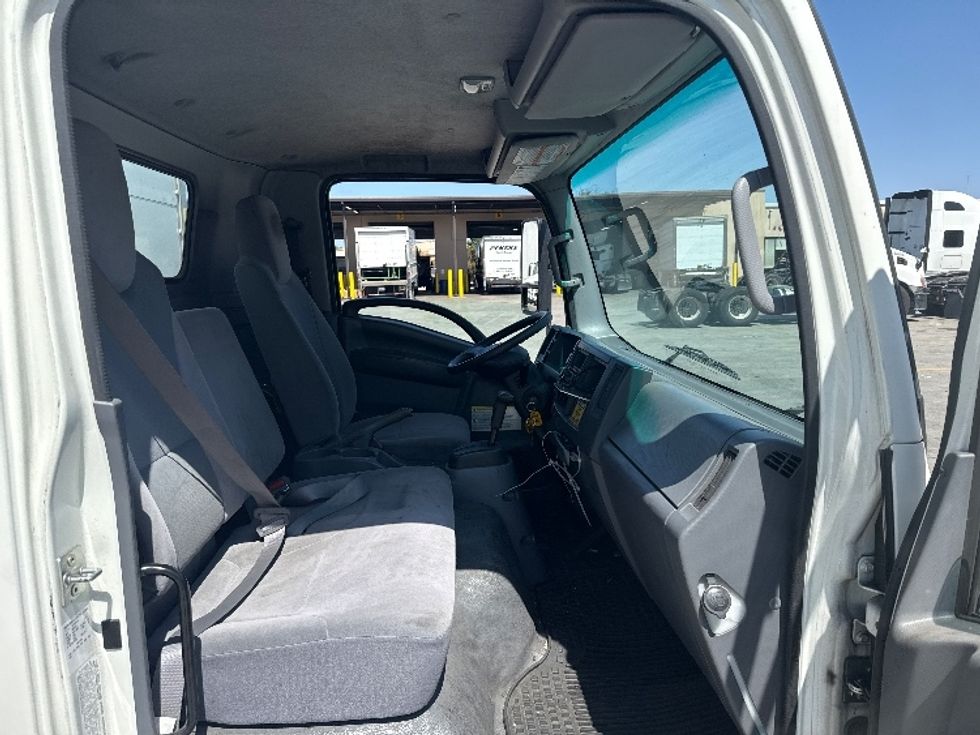 Medium Duty Box Truck-Light and Medium Duty Trucks-Isuzu-2020-NRR-San Marcos-CA-150,159\n\t\tmiles-$ 41,750 - Image 20