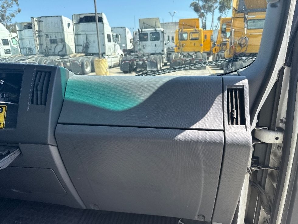 Medium Duty Box Truck-Light and Medium Duty Trucks-Isuzu-2020-NRR-San Marcos-CA-150,159\n\t\tmiles-$ 41,750 - Image 21