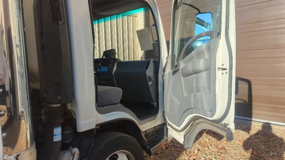 Medium Duty Box Truck-Light and Medium Duty Trucks-Isuzu-2020-NRR-Suwanee-GA-106,511\n\t\tmiles-$ 45,250 - Image 19