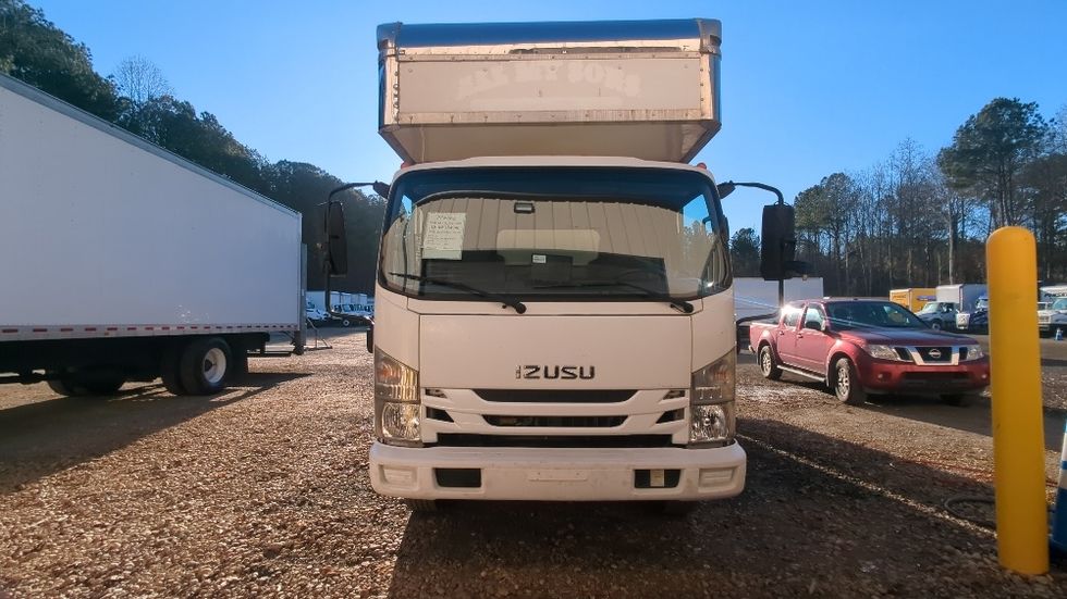 Medium Duty Box Truck-Light and Medium Duty Trucks-Isuzu-2020-NRR-Suwanee-GA-106,511\n\t\tmiles-$ 45,250 - Image 2
