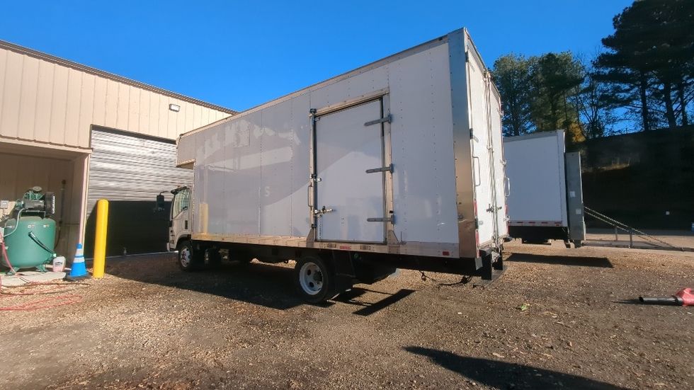 Medium Duty Box Truck-Light and Medium Duty Trucks-Isuzu-2020-NRR-Suwanee-GA-106,511\n\t\tmiles-$ 45,250 - Image 6