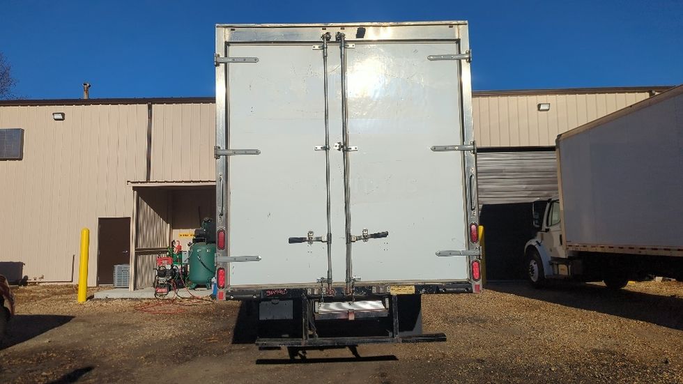 Medium Duty Box Truck-Light and Medium Duty Trucks-Isuzu-2020-NRR-Suwanee-GA-106,511\n\t\tmiles-$ 45,250 - Image 7