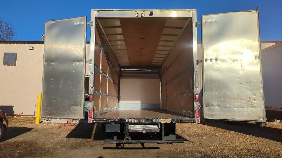 Medium Duty Box Truck-Light and Medium Duty Trucks-Isuzu-2020-NRR-Suwanee-GA-106,511\n\t\tmiles-$ 45,250 - Image 8