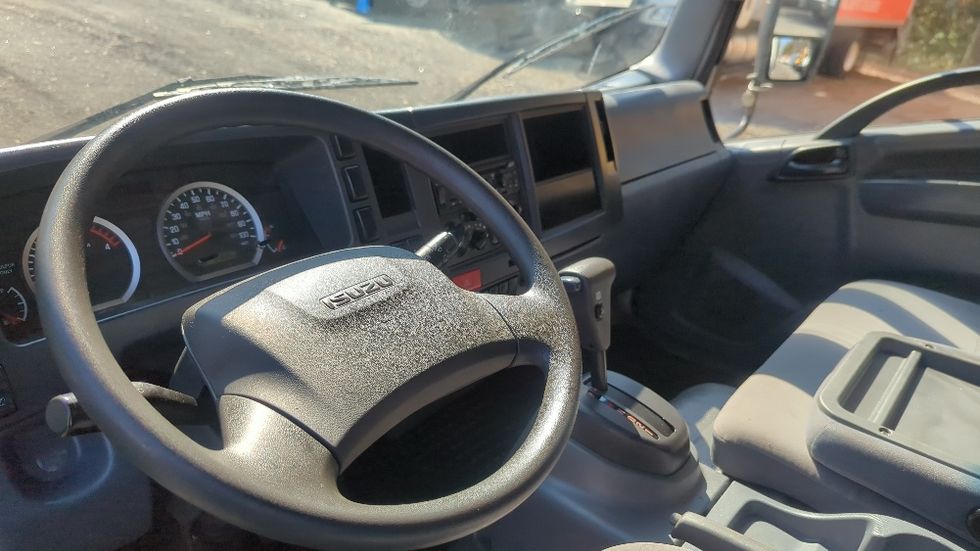 Medium Duty Box Truck-Light and Medium Duty Trucks-Isuzu-2020-NRR-Suwanee-GA-119,845\n\t\tmiles-$ 44,000 - Image 16