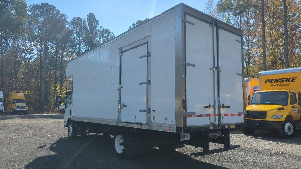 Medium Duty Box Truck-Light and Medium Duty Trucks-Isuzu-2020-NRR-Suwanee-GA-119,845\n\t\tmiles-$ 44,000 - Image 6