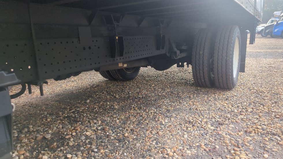 Medium Duty Box Truck-Light and Medium Duty Trucks-Isuzu-2020-NRR-Suwanee-GA-84,012\n\t\tmiles-$ 50,750 - Image 5