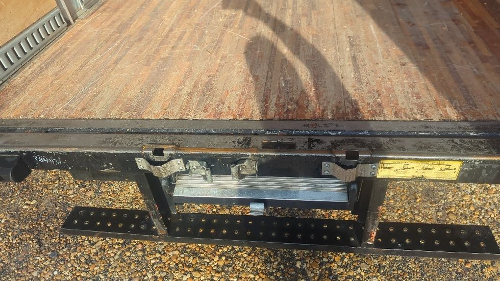 Medium Duty Box Truck-Light and Medium Duty Trucks-Isuzu-2020-NRR-Suwanee-GA-84,012\n\t\tmiles-$ 50,750 - Image 9