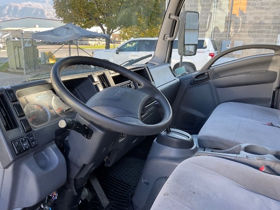 Medium Duty Box Truck-Light and Medium Duty Trucks-Isuzu-2020-NRR-West Valley City-UT-77,452\n\t\tmiles-$ 48,250 - Image 17