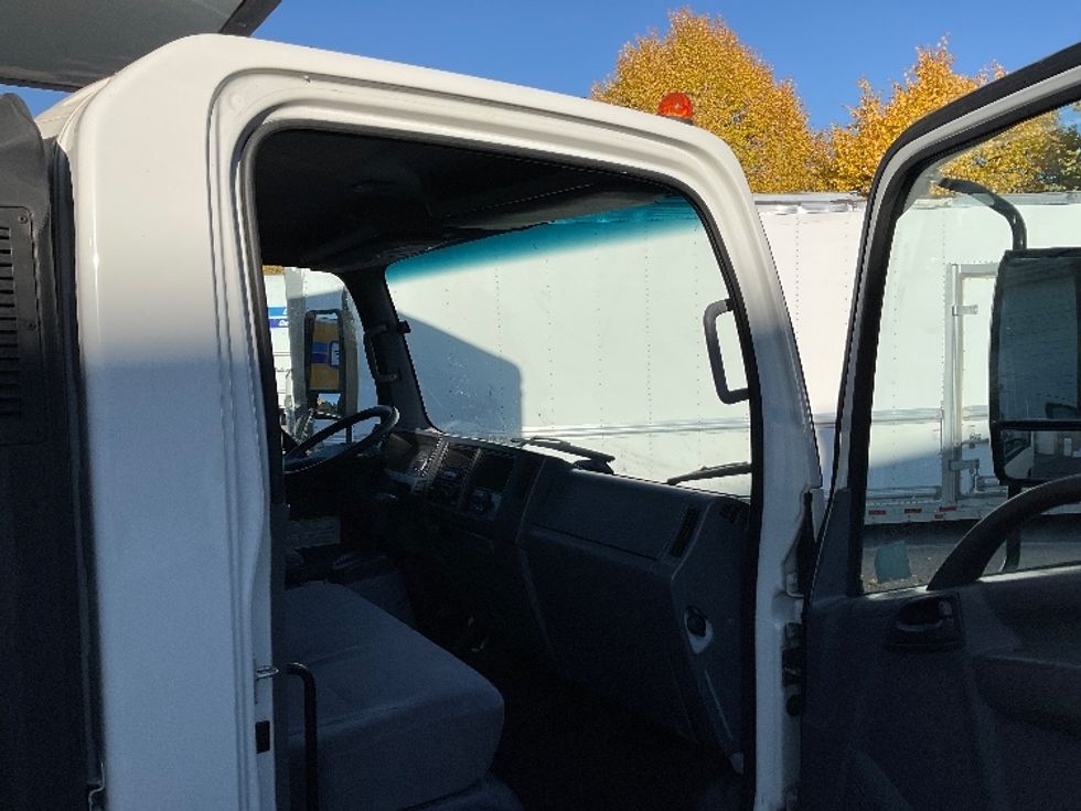 Medium Duty Box Truck-Light and Medium Duty Trucks-Isuzu-2020-NRR-West Valley City-UT-77,452\n\t\tmiles-$ 48,250 - Image 20