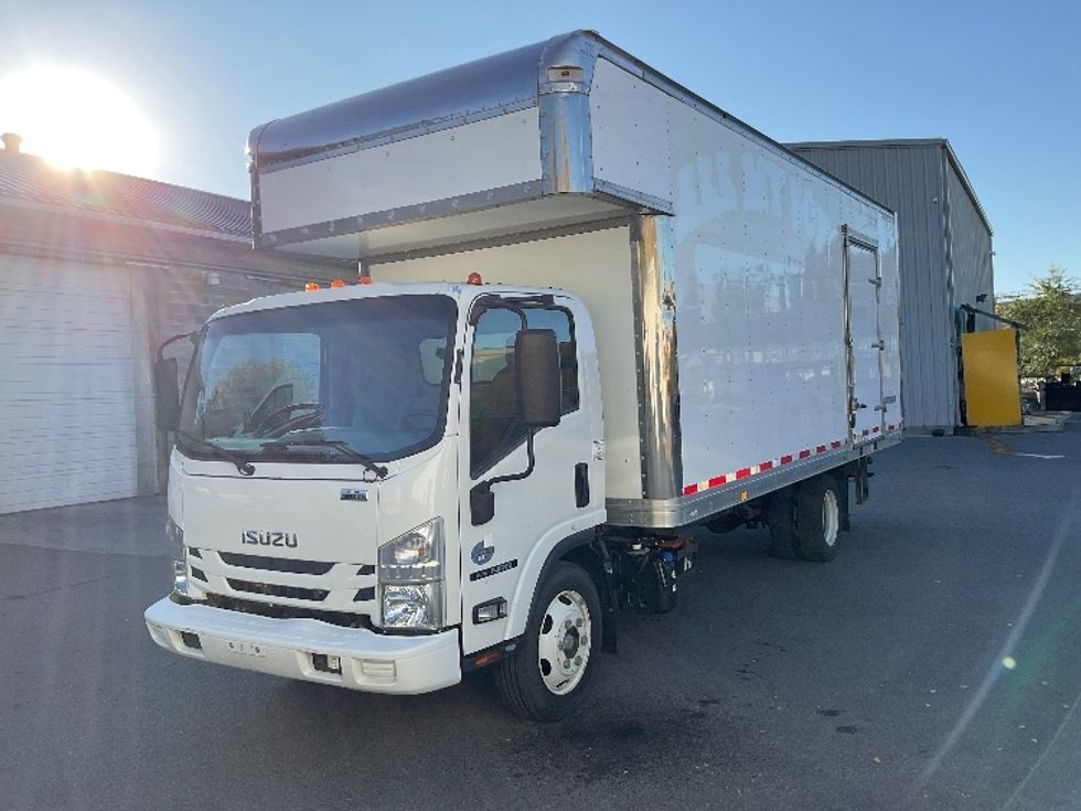 Medium Duty Box Truck-Light and Medium Duty Trucks-Isuzu-2020-NRR-West Valley City-UT-77,452\n\t\tmiles-$ 48,250 - Image 3