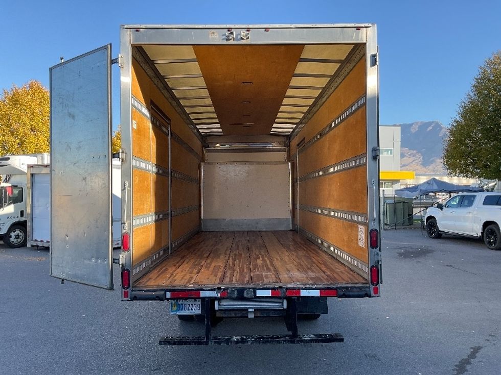 Medium Duty Box Truck-Light and Medium Duty Trucks-Isuzu-2020-NRR-West Valley City-UT-77,452\n\t\tmiles-$ 48,250 - Image 8