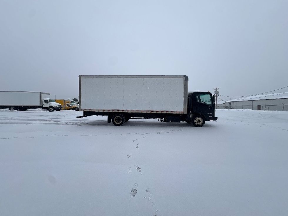 Medium Duty Box Truck-Light and Medium Duty Trucks-Isuzu-2021-NQR-Brook Park-OH-139,871\n\t\tmiles-$ 39,500 - Image 14