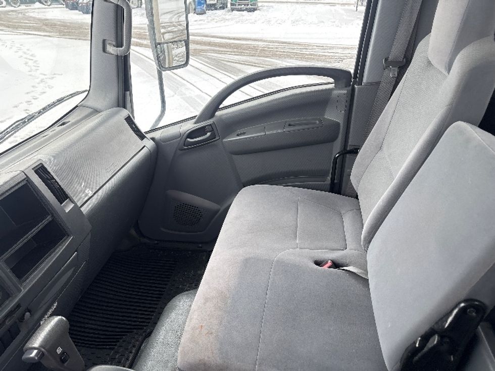 Medium Duty Box Truck-Light and Medium Duty Trucks-Isuzu-2021-NQR-Brook Park-OH-57,721\n\t\tmiles-$ 51,250 - Image 18