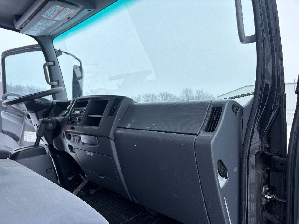 Medium Duty Box Truck-Light and Medium Duty Trucks-Isuzu-2021-NQR-Brook Park-OH-57,721\n\t\tmiles-$ 51,250 - Image 20