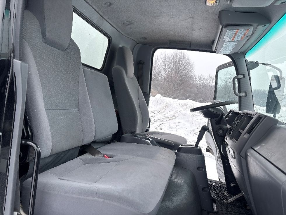 Medium Duty Box Truck-Light and Medium Duty Trucks-Isuzu-2021-NQR-Brook Park-OH-57,721\n\t\tmiles-$ 51,250 - Image 21