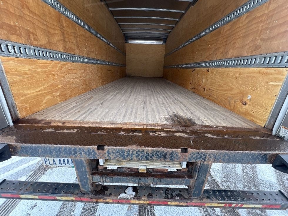 Medium Duty Box Truck-Light and Medium Duty Trucks-Isuzu-2021-NQR-Brook Park-OH-57,721\n\t\tmiles-$ 51,250 - Image 9