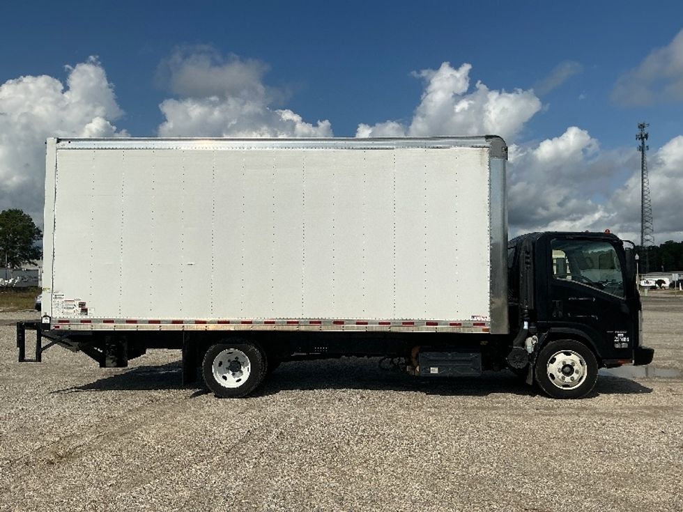 Medium Duty Box Truck-Light and Medium Duty Trucks-Isuzu-2021-NQR-Gulfport-MS-115,750\n\t\tmiles-$ 46,750 - Image 15