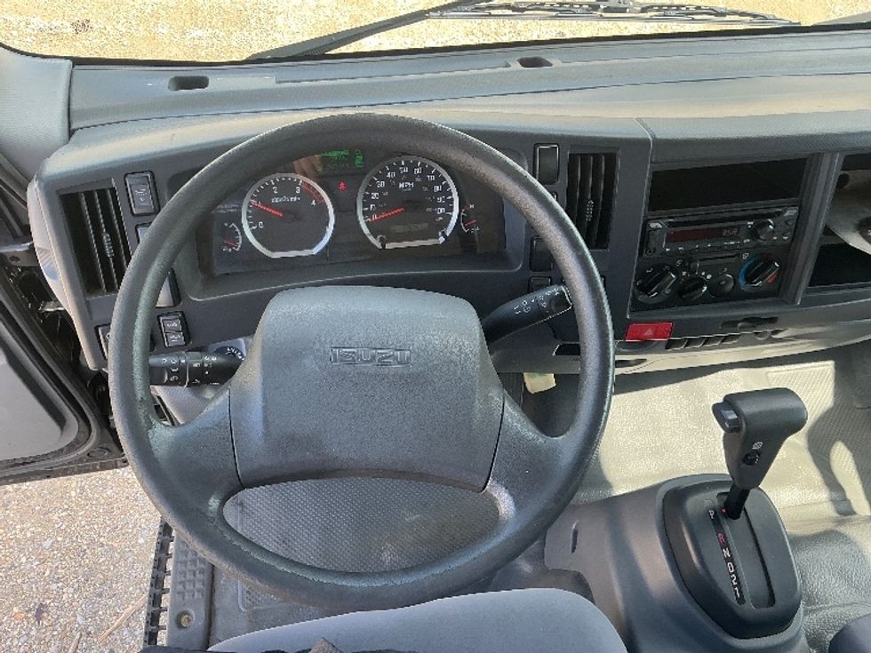 Medium Duty Box Truck-Light and Medium Duty Trucks-Isuzu-2021-NQR-Gulfport-MS-115,750\n\t\tmiles-$ 46,750 - Image 18