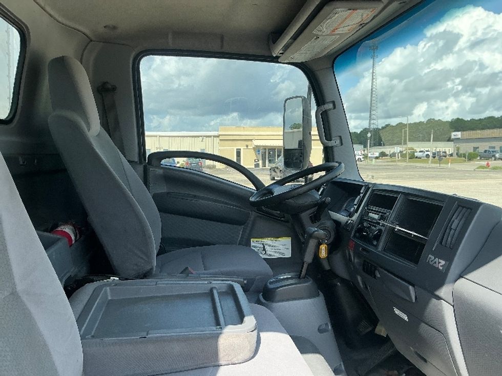 Medium Duty Box Truck-Light and Medium Duty Trucks-Isuzu-2021-NQR-Gulfport-MS-115,750\n\t\tmiles-$ 46,750 - Image 22