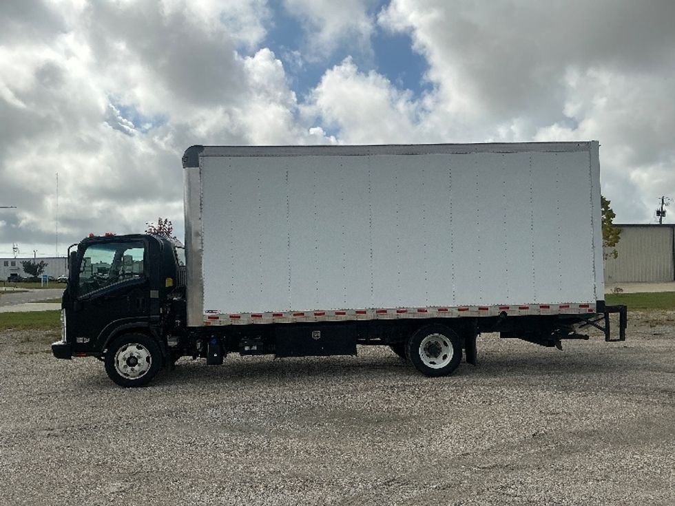 Medium Duty Box Truck-Light and Medium Duty Trucks-Isuzu-2021-NQR-Gulfport-MS-115,750\n\t\tmiles-$ 46,750 - Image 4