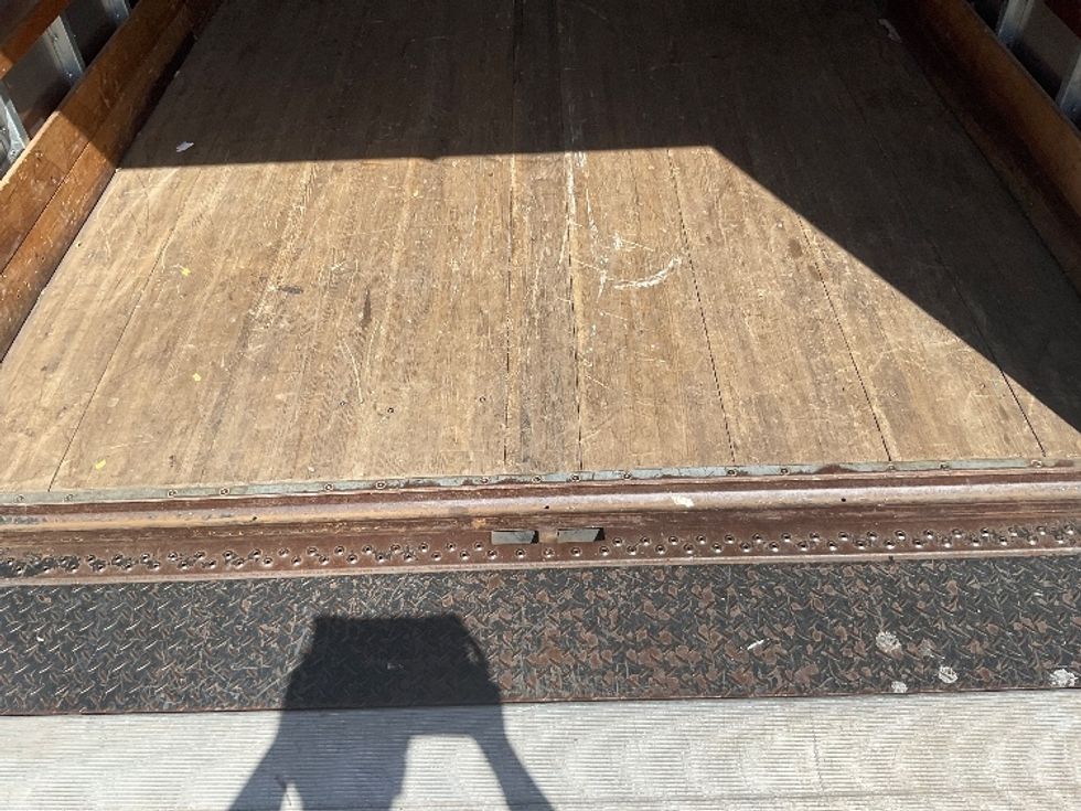 Medium Duty Box Truck-Light and Medium Duty Trucks-Isuzu-2021-NQR-La Mirada-CA-126,605\n\t\tmiles-$ 45,500 - Image 10