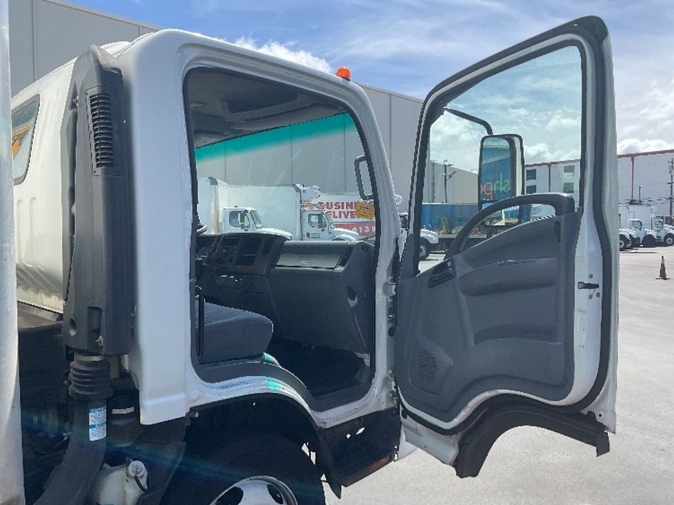 Medium Duty Box Truck-Light and Medium Duty Trucks-Isuzu-2021-NQR-La Mirada-CA-126,605\n\t\tmiles-$ 45,500 - Image 20