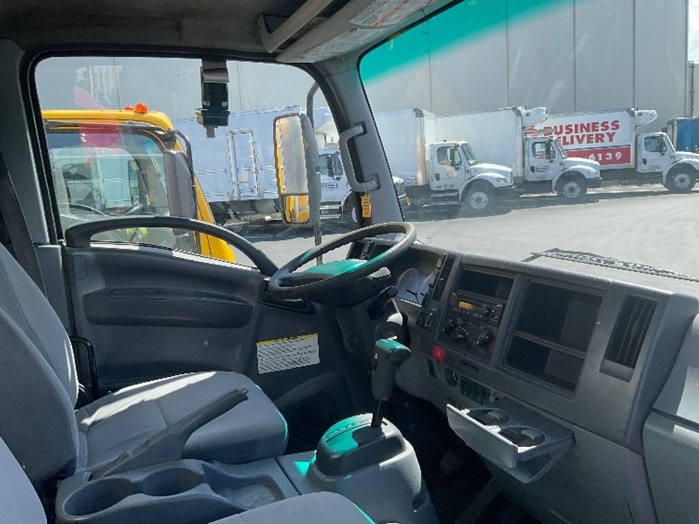 Medium Duty Box Truck-Light and Medium Duty Trucks-Isuzu-2021-NQR-La Mirada-CA-126,605\n\t\tmiles-$ 45,500 - Image 22