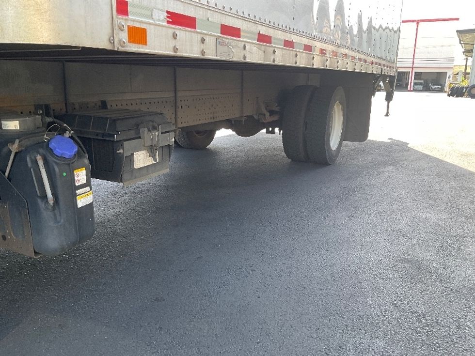 Medium Duty Box Truck-Light and Medium Duty Trucks-Isuzu-2021-NQR-La Mirada-CA-126,605\n\t\tmiles-$ 45,500 - Image 5