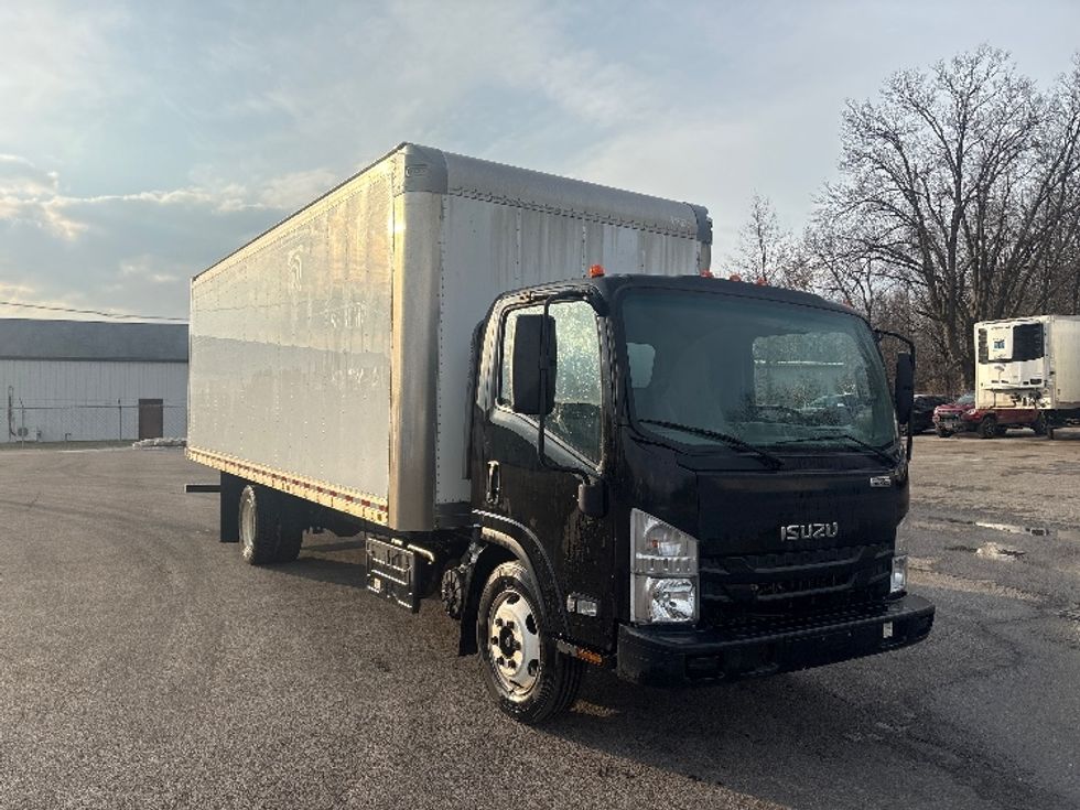 Medium Duty Box Truck-Light and Medium Duty Trucks-Isuzu-2021-NQR-Middlefield-OH-129,527\n\t\tmiles-$ 41,750 - Image 1