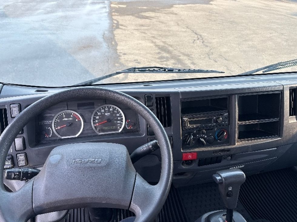 Medium Duty Box Truck-Light and Medium Duty Trucks-Isuzu-2021-NQR-Middlefield-OH-129,527\n\t\tmiles-$ 41,750 - Image 18