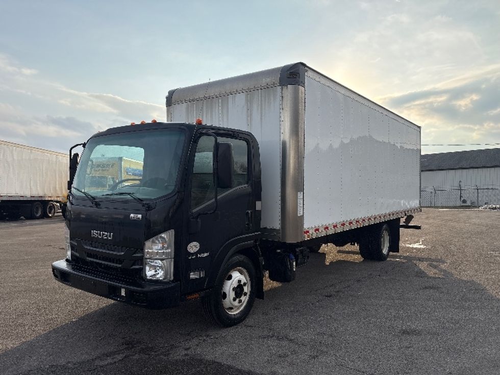 Medium Duty Box Truck-Light and Medium Duty Trucks-Isuzu-2021-NQR-Middlefield-OH-129,527\n\t\tmiles-$ 41,750 - Image 3