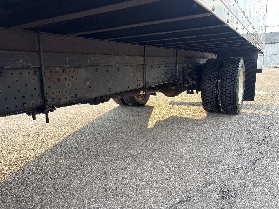 Medium Duty Box Truck-Light and Medium Duty Trucks-Isuzu-2021-NQR-Middlefield-OH-129,527\n\t\tmiles-$ 41,750 - Image 5