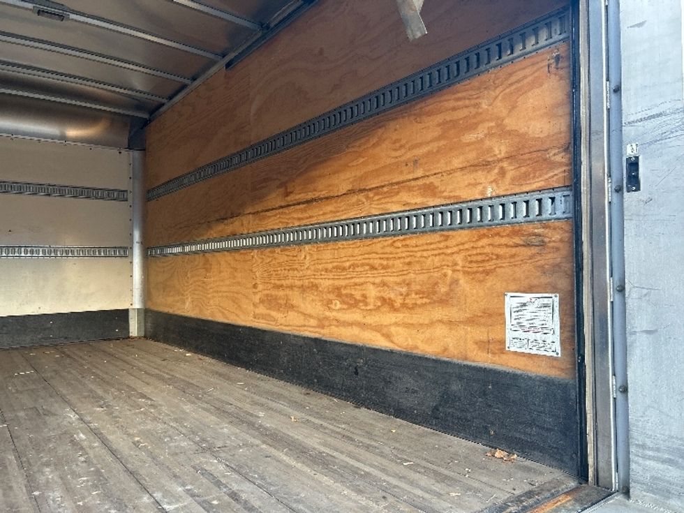 Medium Duty Box Truck-Light and Medium Duty Trucks-Isuzu-2021-NQR-Montgomery-NY-134,396\n\t\tmiles-$ 38,750 - Image 12