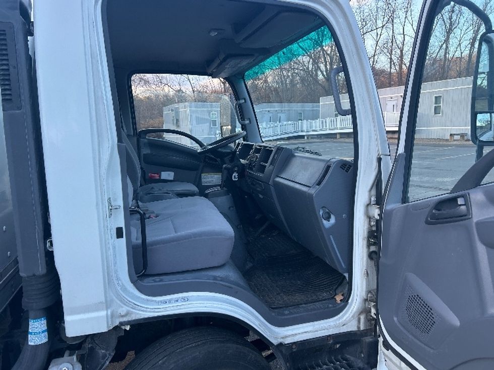 Medium Duty Box Truck-Light and Medium Duty Trucks-Isuzu-2021-NQR-Montgomery-NY-134,396\n\t\tmiles-$ 38,750 - Image 20